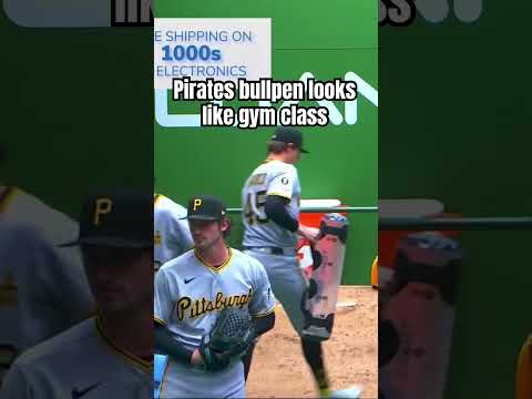 This is how Pirates relievers warm up in the bullpen
