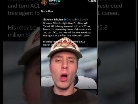 Should the Bears sign Tyreek Hill?