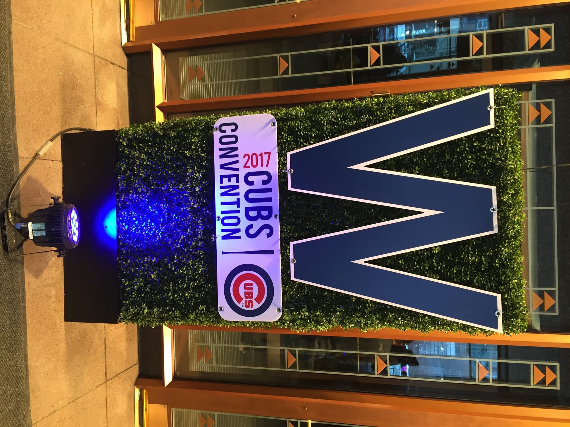 Here's An Inside Look From Day 1 At Cubs Convention