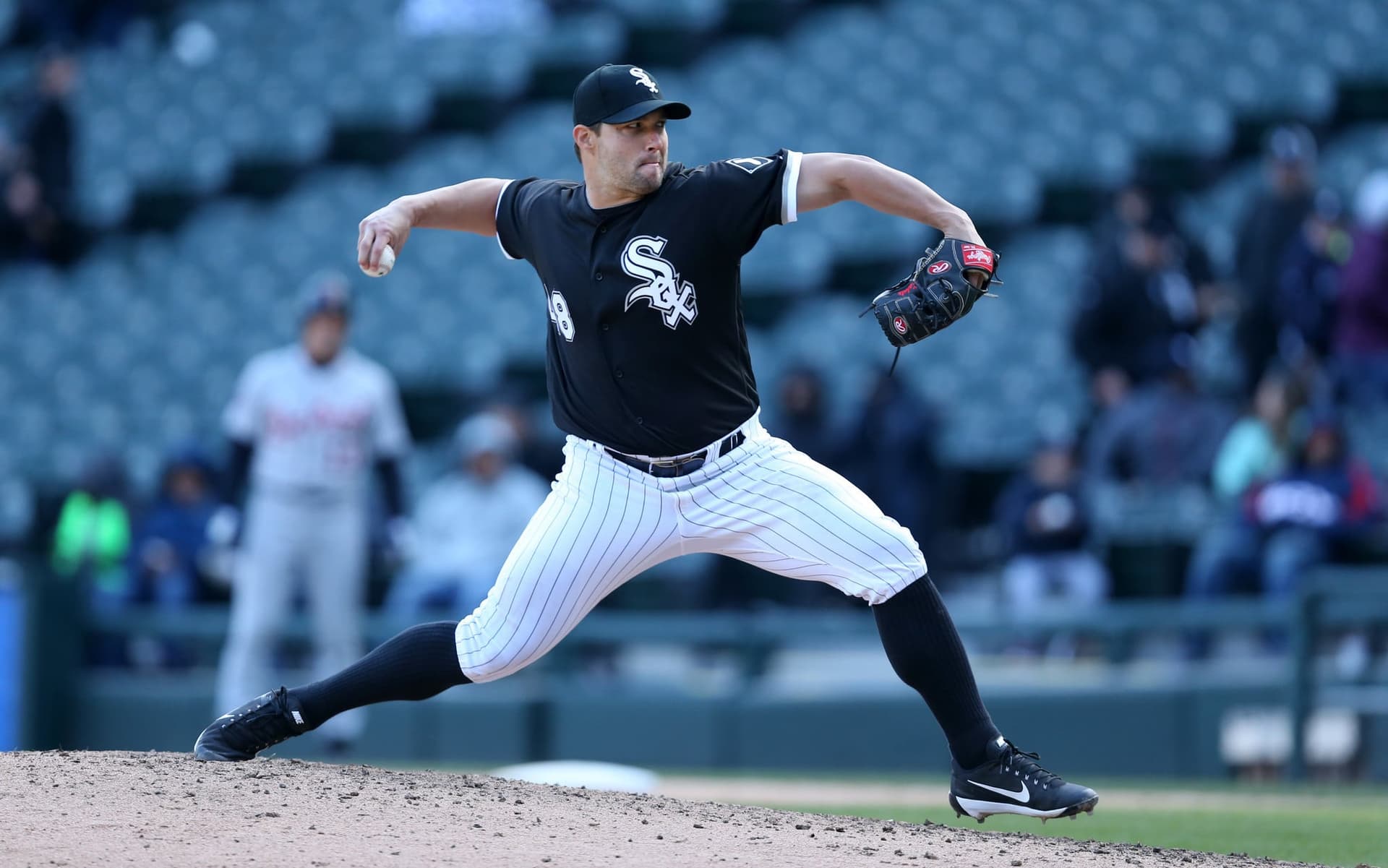 LaTroy Hawkins Calls White Sox Tommy Kahnle 'The Worst Teammate I've Ever Had'