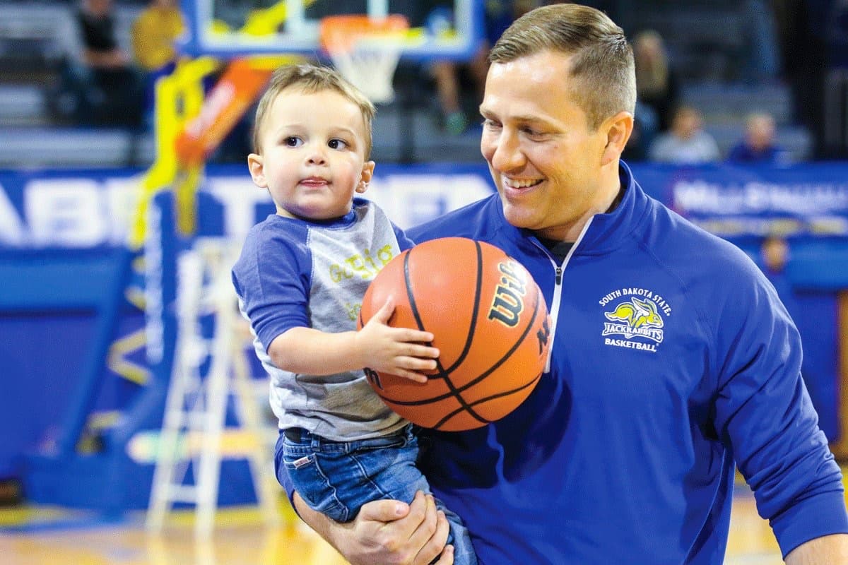 BREAKING: UNLV Basketball To Hire South Dakota State Coach T.J. Otzelberger As New Head Coach