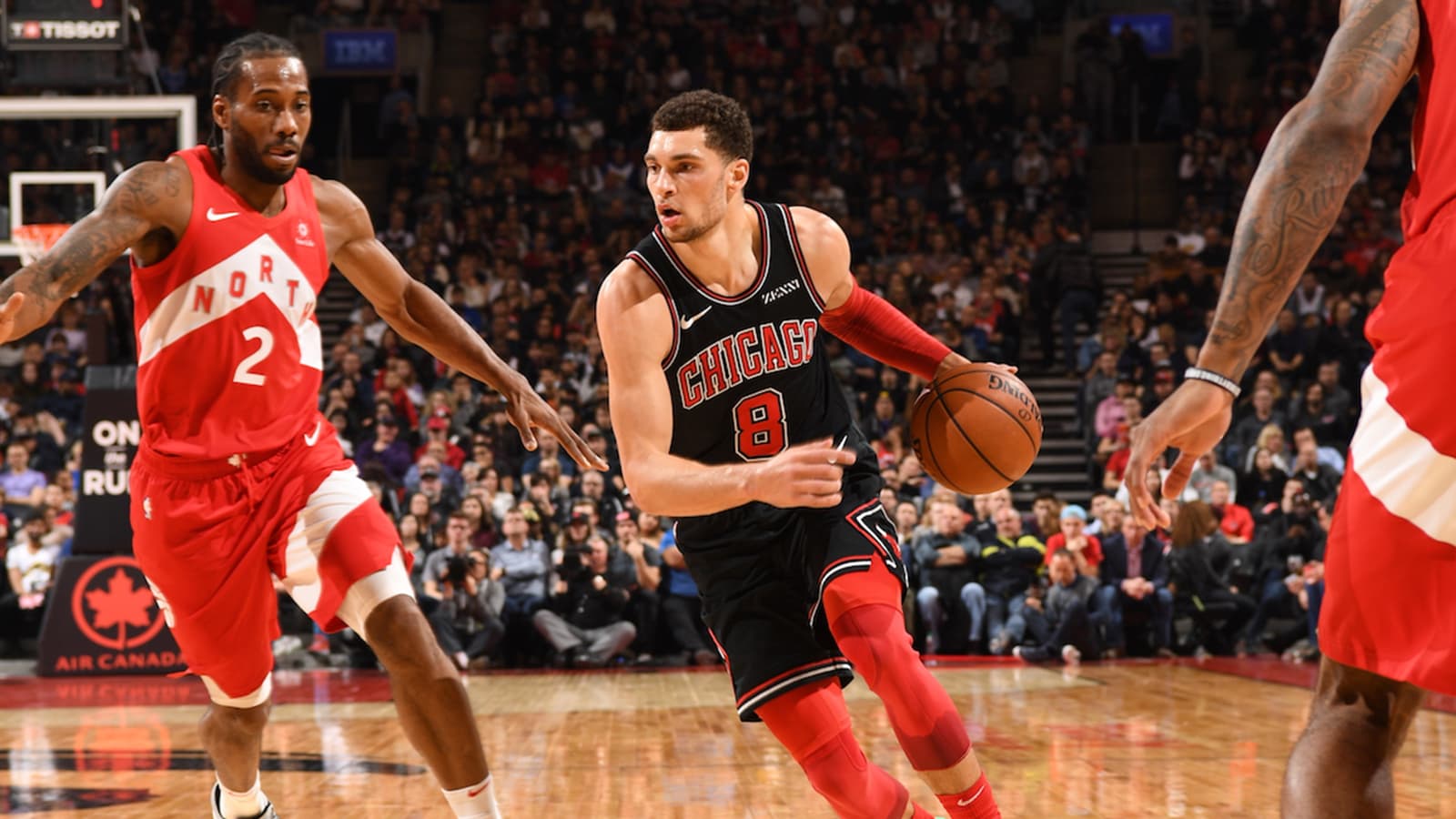 Dallas Mavericks Interested In Trading For Zach LaVine