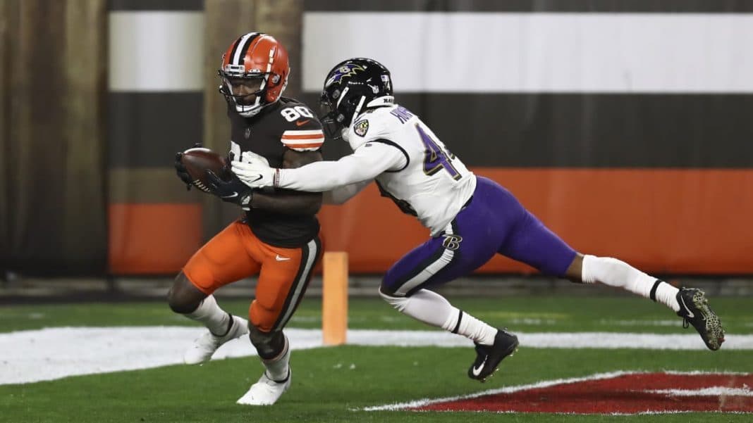 Worst NFL Bad Beats Of 2020: Browns Botch Their Laterals And More