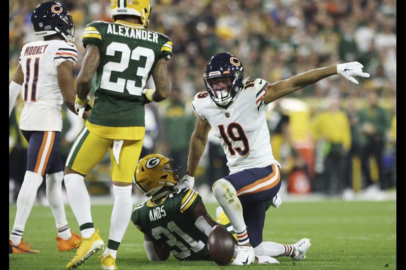 13 Thoughts On The Bears' Embarrassing Primetime Loss To The Packers