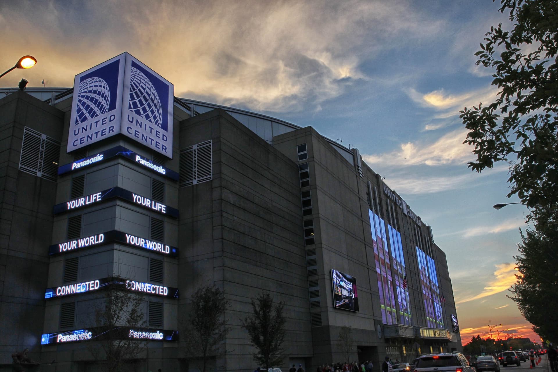 A Reportedly Possible Chicago Sports Network-Marquee Merger Could Unite Chicago Sports Media