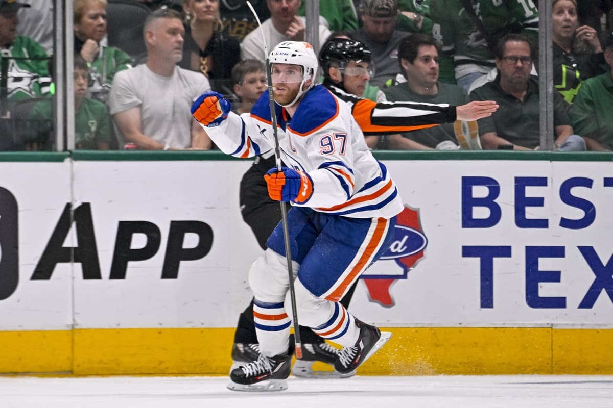 Top NHL Insider Says Connor McDavid To Chicago Is Very Real Possibility