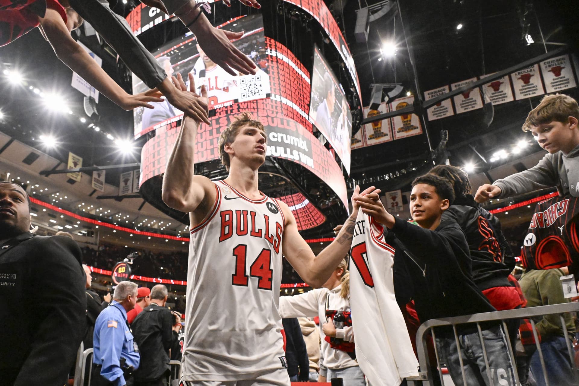 Chicago Pulls Off The Upset, Winning Season Opener In Dramatic Fashion