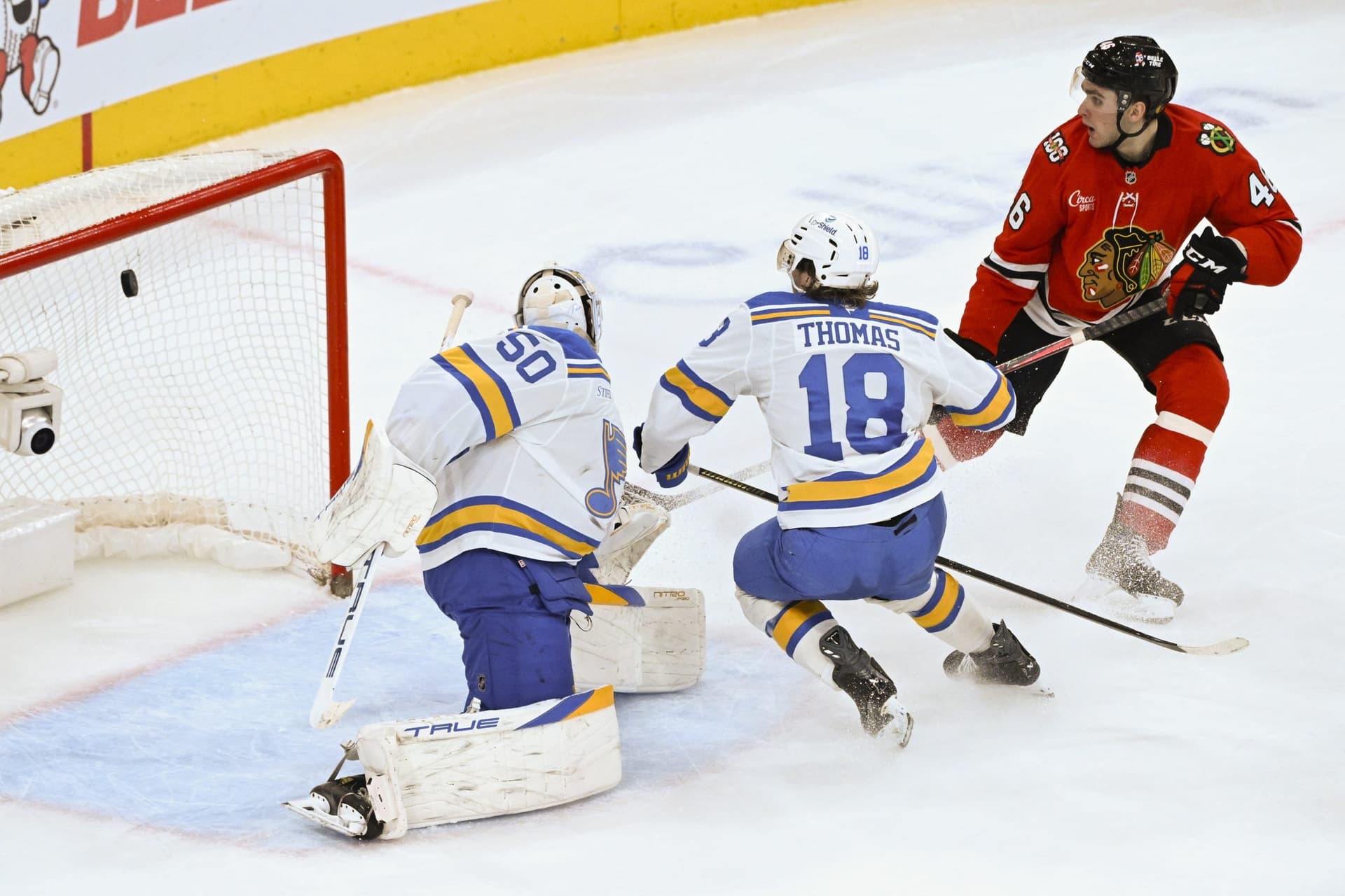 The Blackhawks’ Potent Offense Just Made A Goalie HIDE From Entering The Game