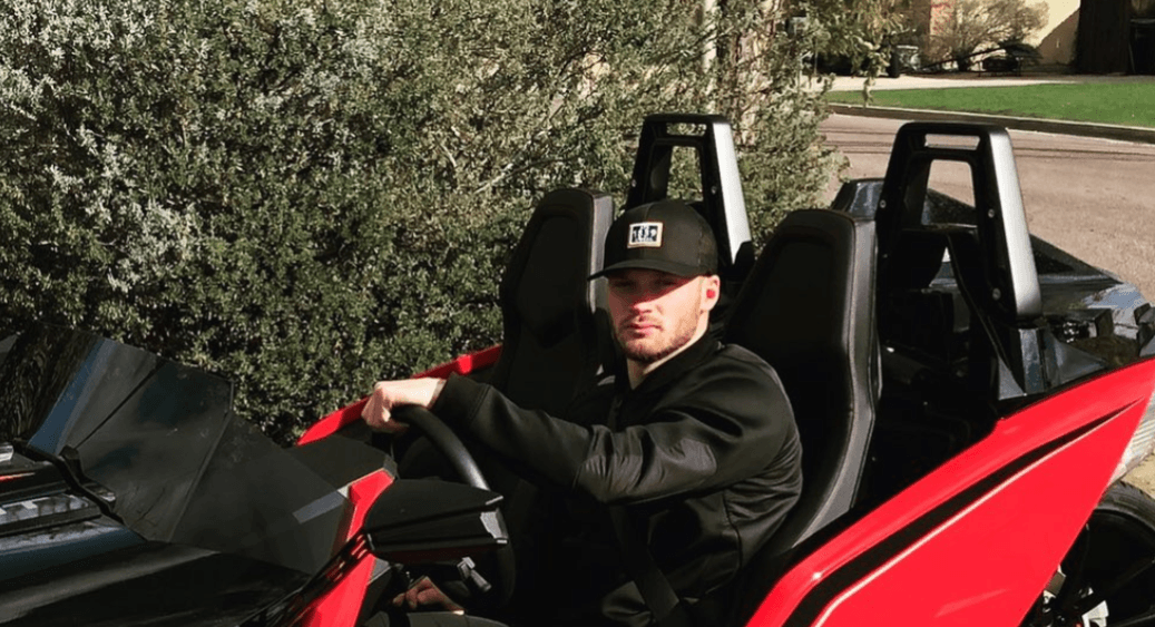 Ian Happ Will Get A Shot To Play Second Base And HOLY SHIT LOOK AT HIS CAR!