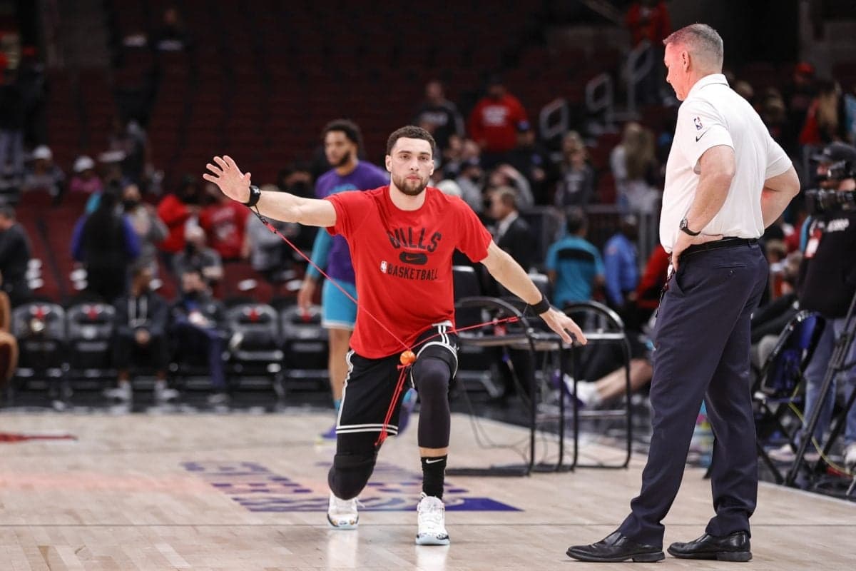 What In The World Is Going On With Zach LaVine's Knee?