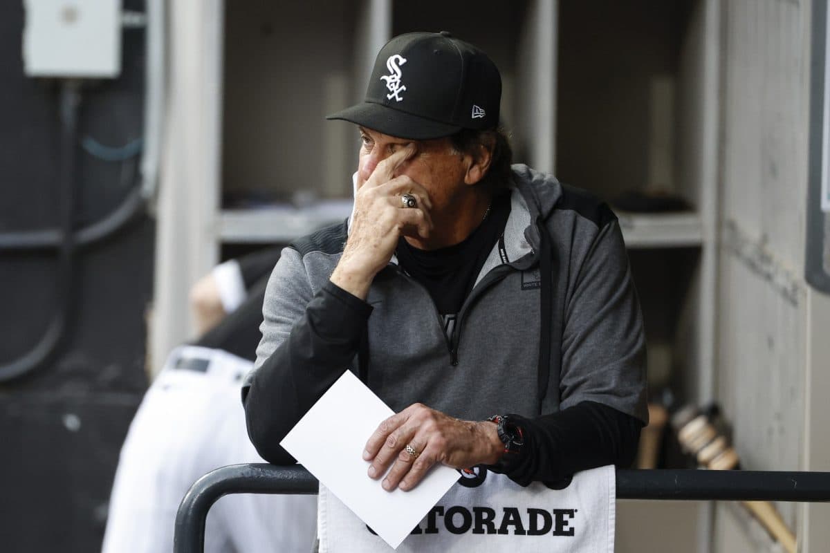 La Russa And White Sox Players React To "Fire Tony" Chants