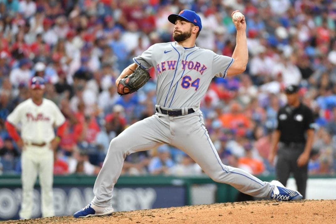 White Sox Sign Former Banker And Add Two Prospects To 40-Man