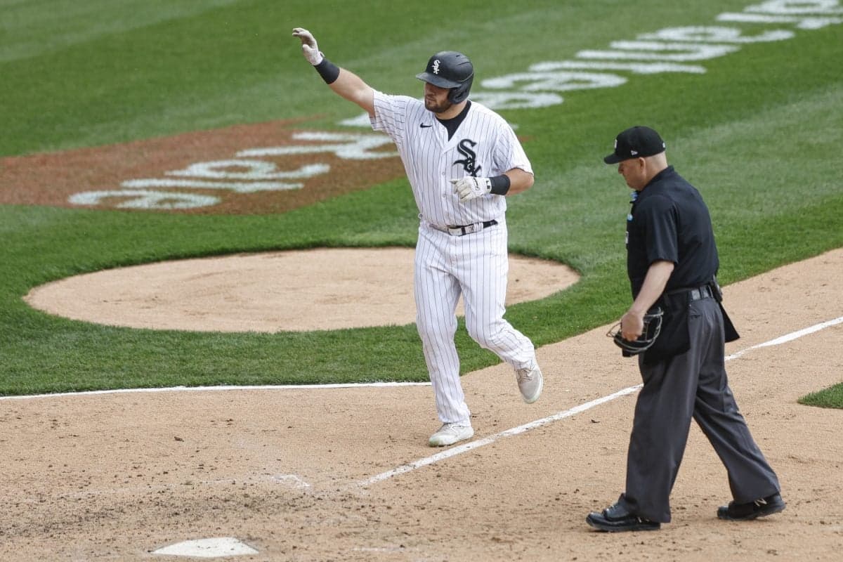 Burger's Bat Shines, But His Glove Gives White Sox A Dilemma