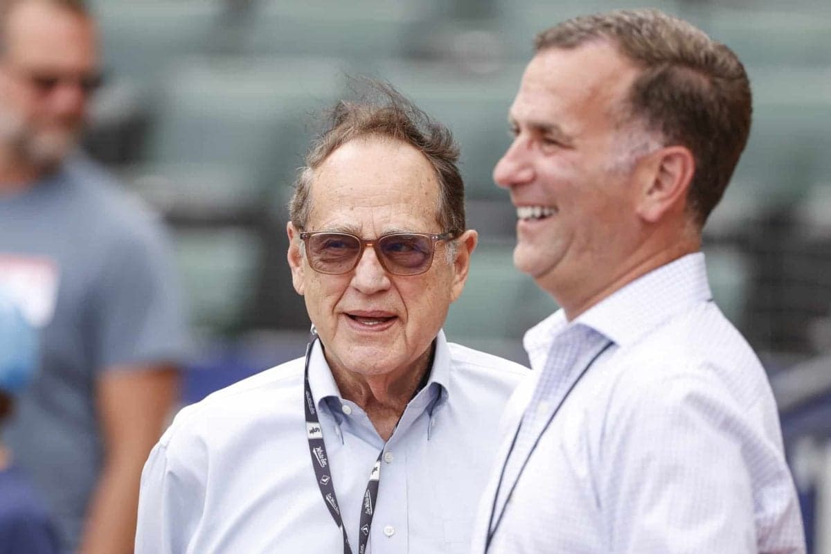 Is Jerry Reinsdorf Selling The White Sox?