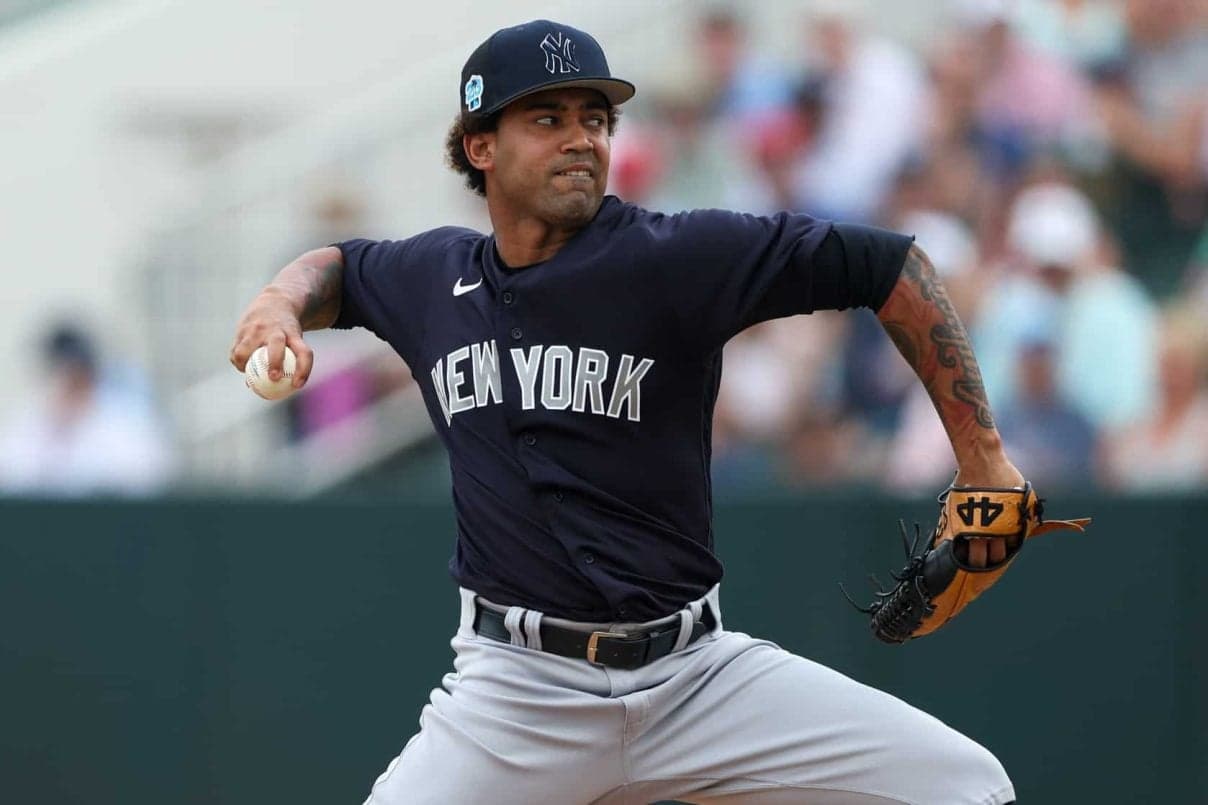 White Sox Gamble On Deivi Garcia