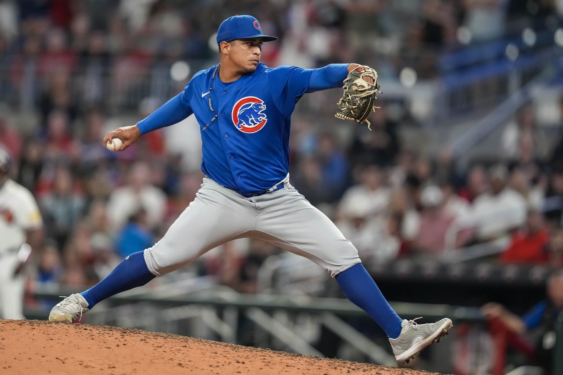 Cubs Swap Hard-Throwing Pitchers in Bullpen