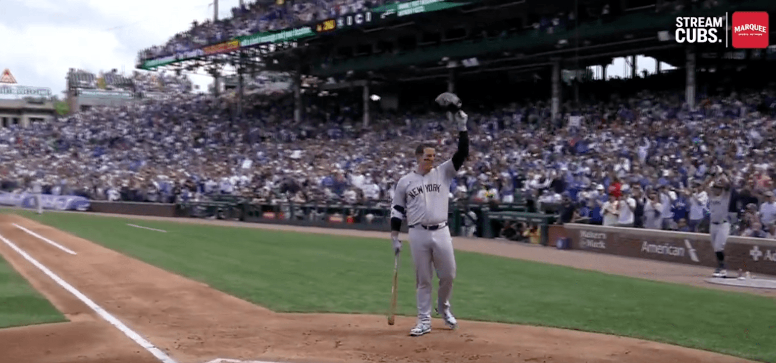 Anthony Rizzo Just Got the Loudest Standing Ovation Ever in Return to Wrigley Field