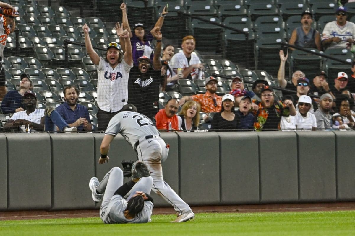 Full White Sox: Despite Promises Of a Quick Turnaround The White Sox Have Hit Rock Bottom