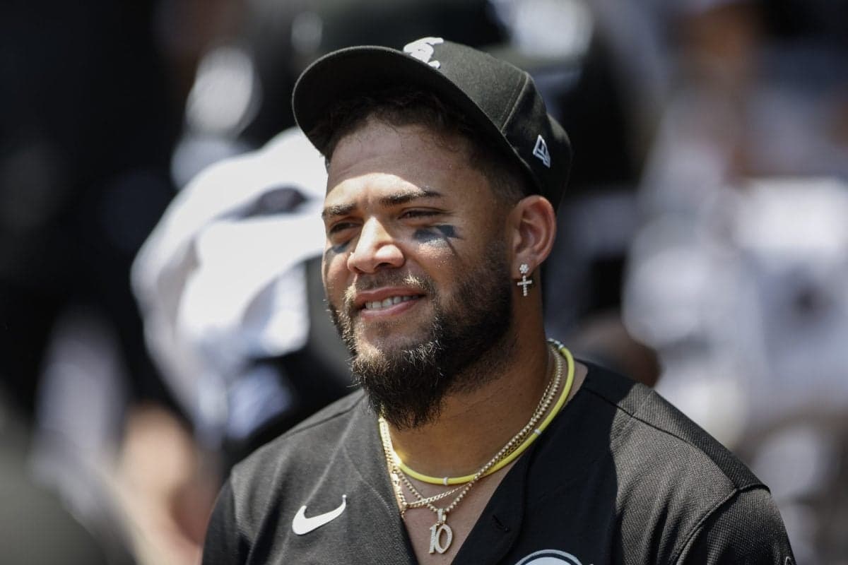 White Sox Linked to Yoan Moncada, But Reunion Makes Little Sense