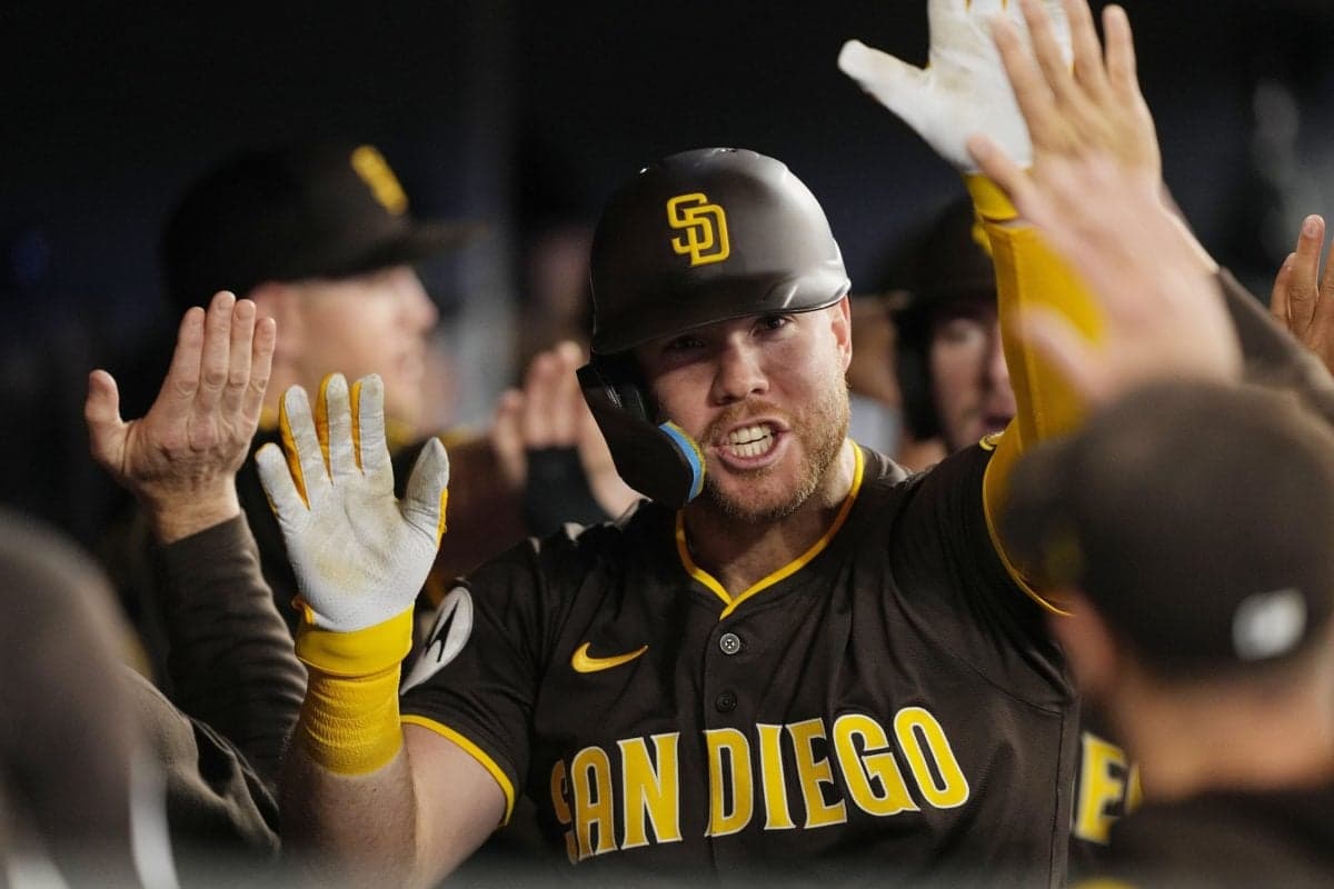 Gavin Sheets Reflects On Struggles With White Sox: ‘I Lost My Love for Baseball’