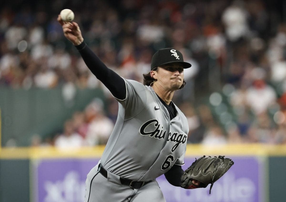 Booser, Martin Hit IL as White Sox Rotation Takes Another Blow
