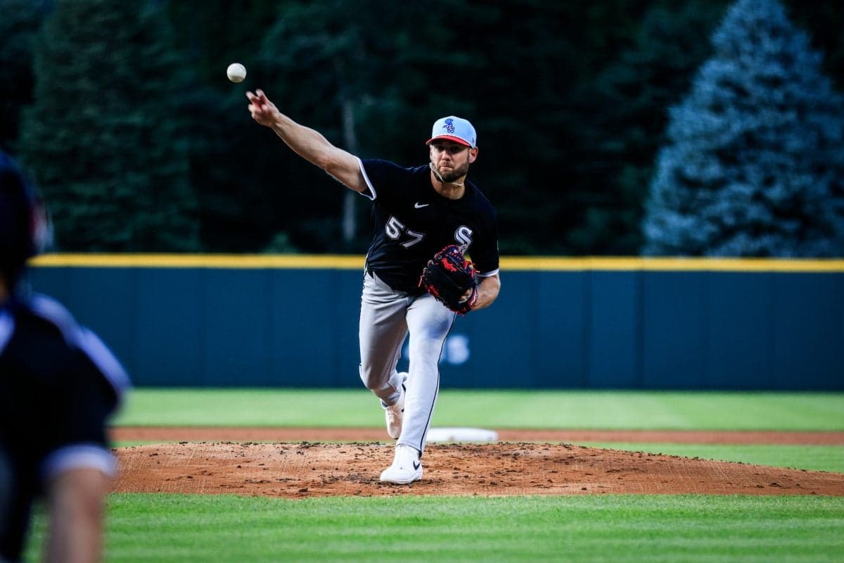 White Sox Could Send Starter To Cubs As Trade Talks Heat Up