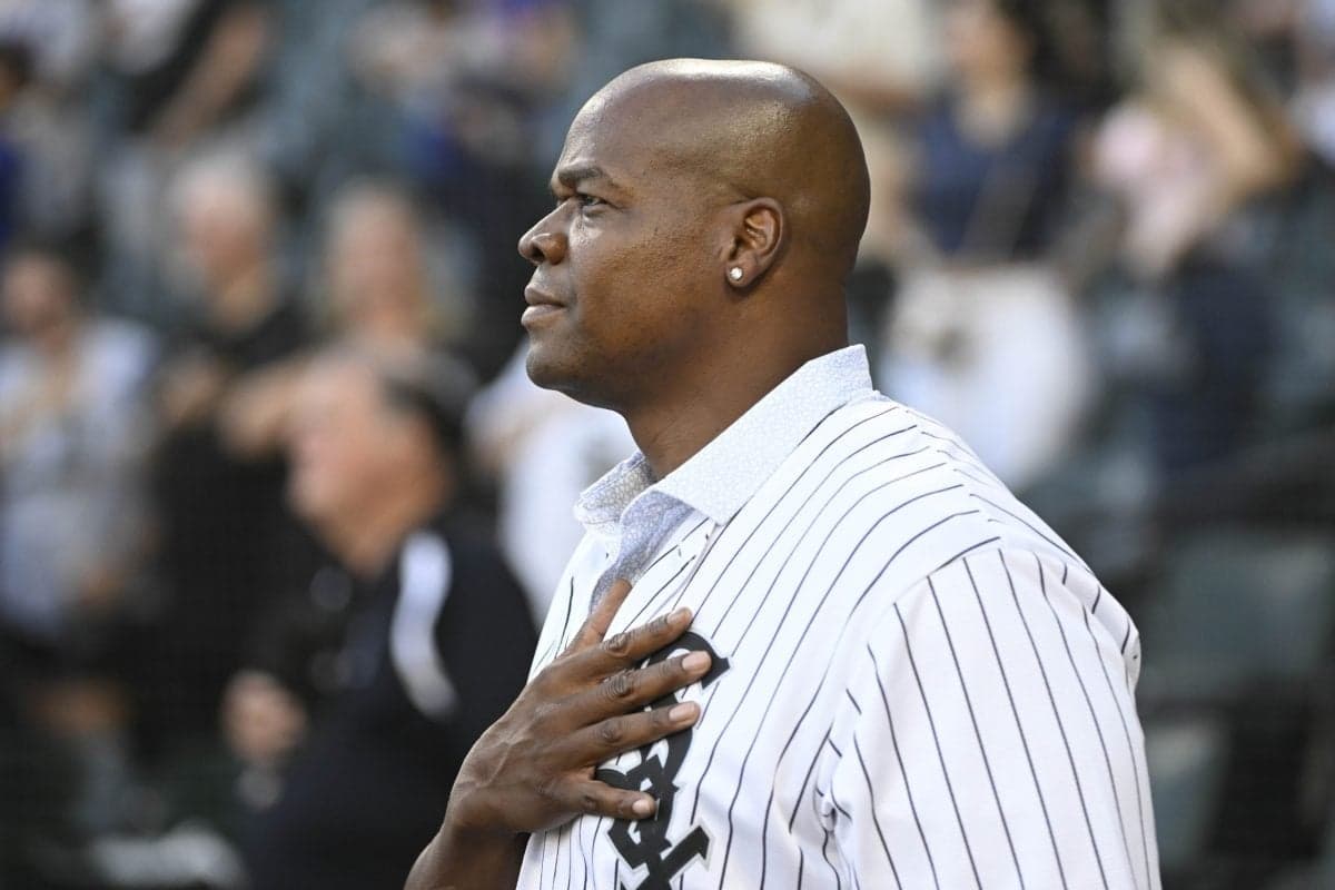 Black History Month Post Reopens Big Hurt's Rift With White Sox