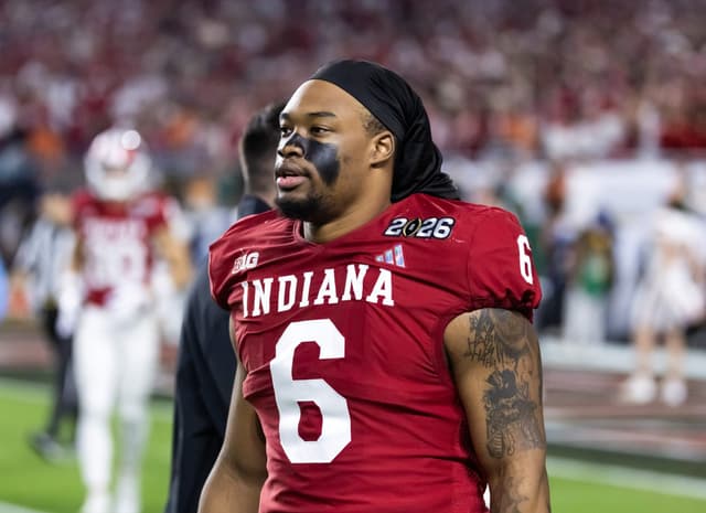 Mikail Kamara Becomes First Edge Rusher To Visit Bears — And Why It's Puzzling